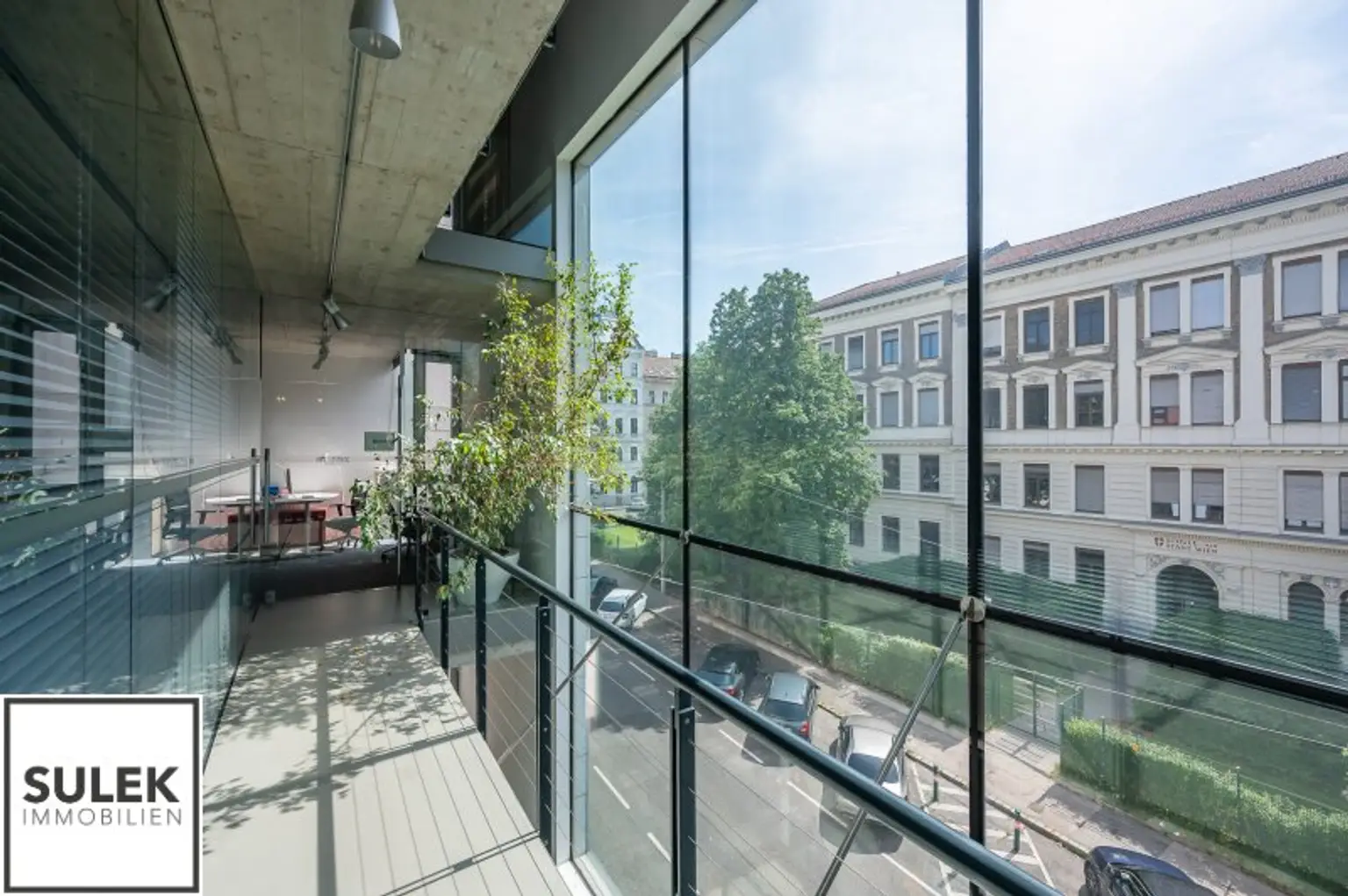 Modernes, kleines Büro mit Top-Anbindung nahe U4/U6 Längenfeldgasse