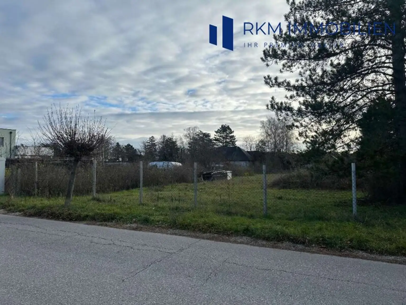 Traumhaftes Baugrundstück in Gänserndorf – 1.500 m² auf zwei Parzellen um 820.000€!