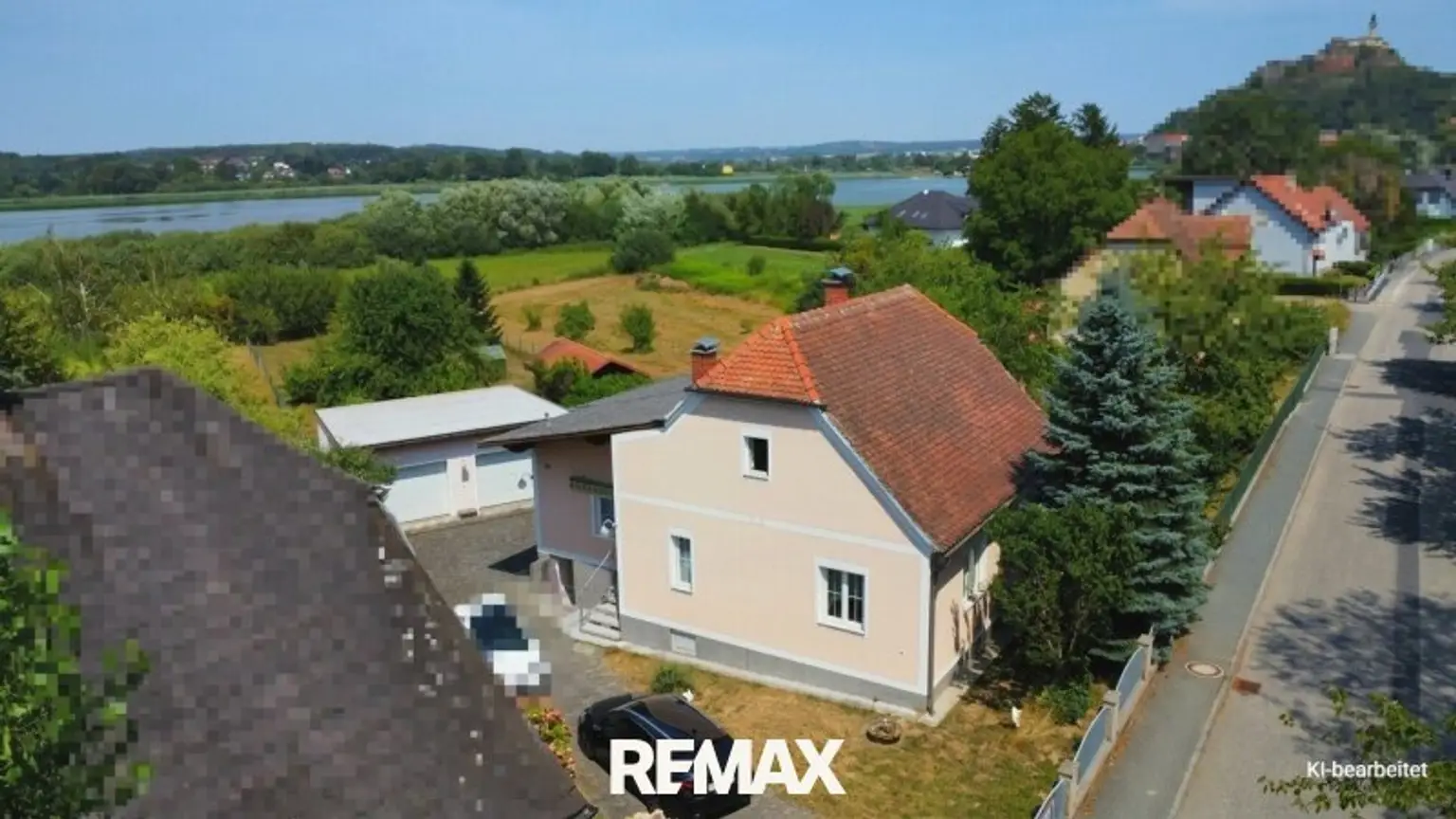Haus mit Garage