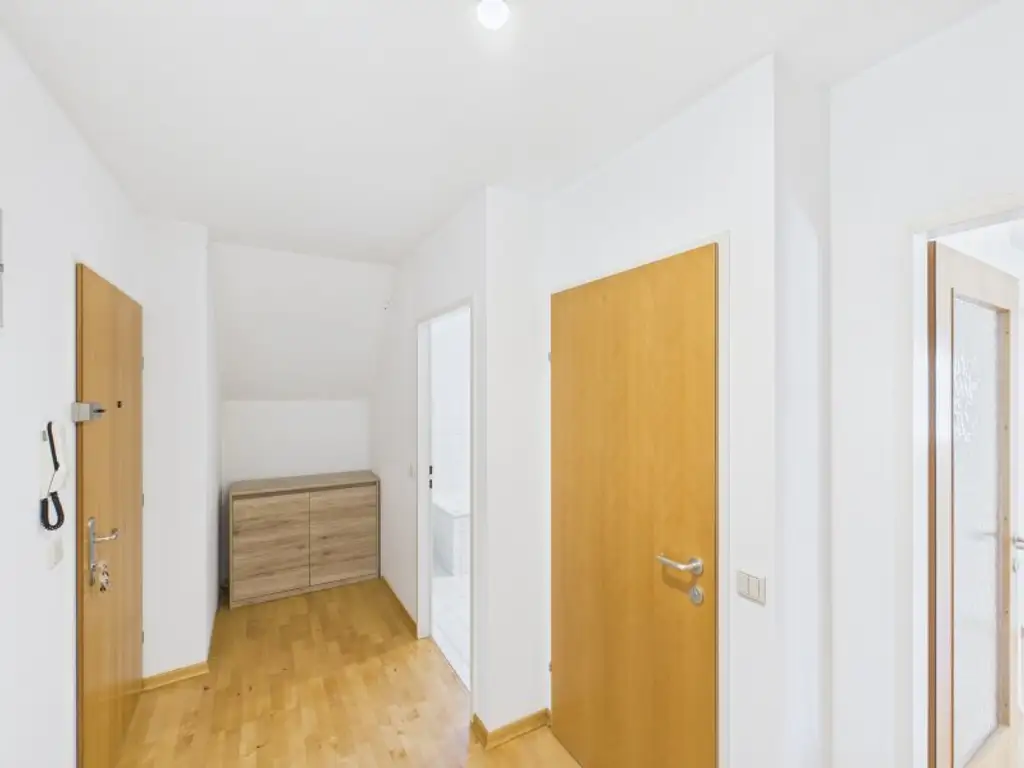 Dachgeschosswohnung in 1220 Wien: 4 Zimmer, 2 Terrassen– Ihr neues Zuhause! Ab 1.451,-- € Kreditrate/Monat!