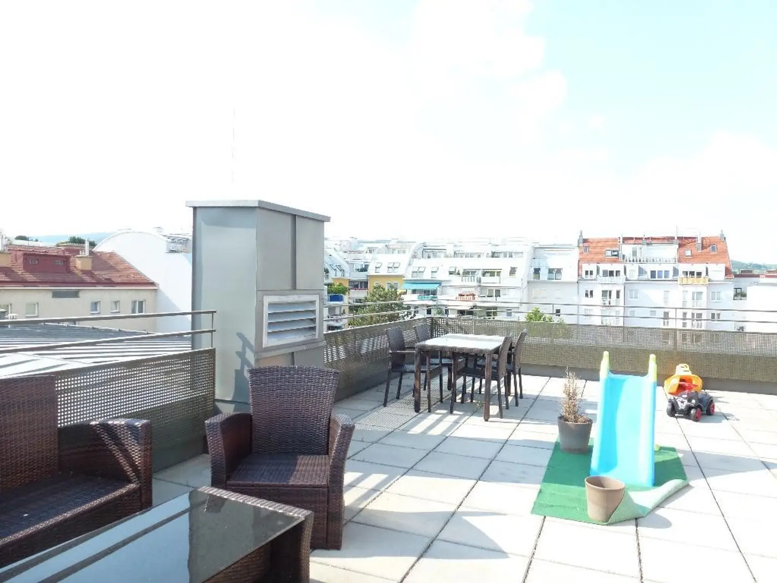 Terrasse und Weitblick