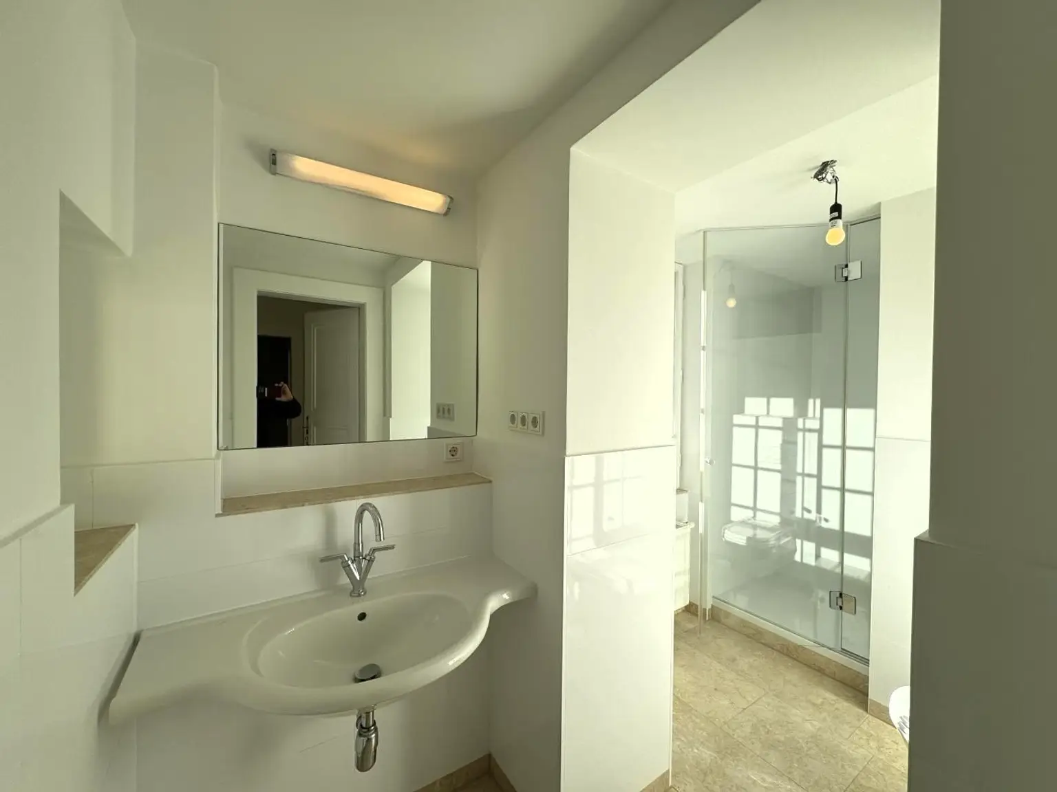 Charmante Alt-Patrizier Villa 3 Schlafzimmer, 4 Bäder + Wohnkeller // Charming old patrician villa, 3 bedrooms, 4 bathrooms + basement living area //