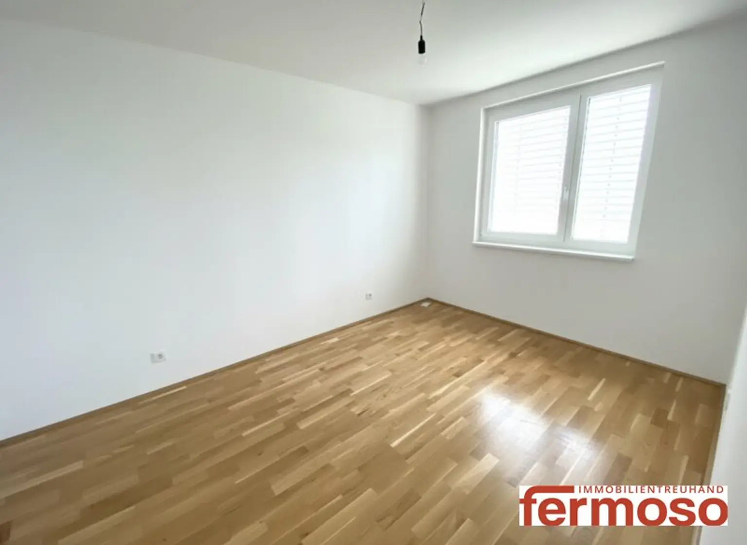 Moderne 2-Zimmer-Wohnung mit Balkon – kompakter Grundriss & helle Räume