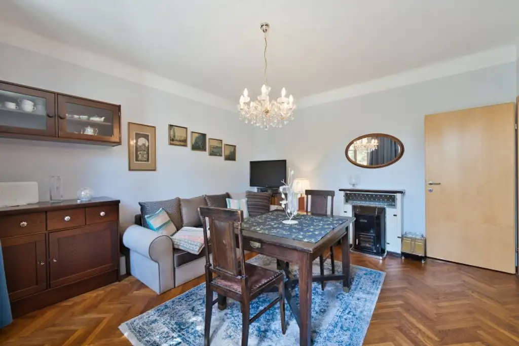Investieren mit Herz - Einfamilienhaus (mit Wohnrecht) und traumhaftem Gartenambiente!