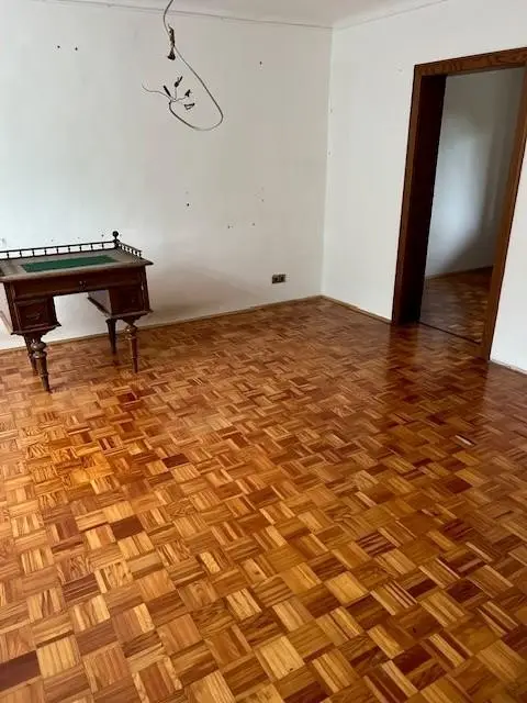 Wohnhaus zum sanieren mit großen wunderschönem Garten