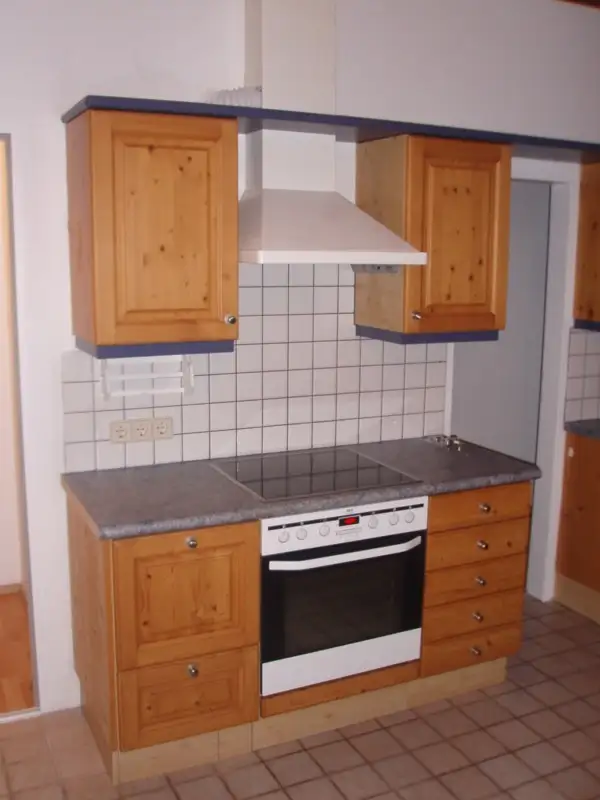 Traumhaftes Mehrfamilienhaus in Mistelbach – 3 Wohneinheiten, top gepflegt, mit Stadtblick und Weinkeller!