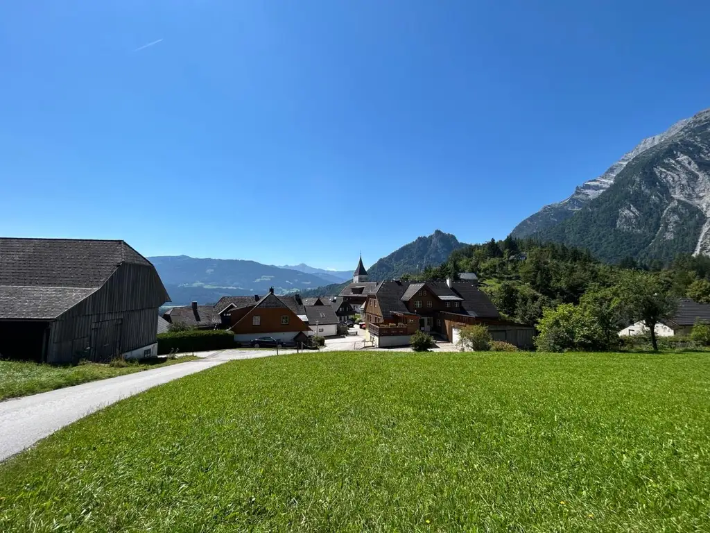Traumhaftes Baugrundstück in sonniger Lage!