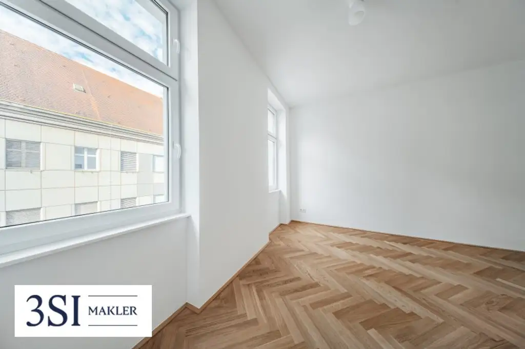 Erstbezug nach Sanierung in der Klausgasse - 1-Zimmer-Altbauwohnung mit elegantem Fischgrätparkett