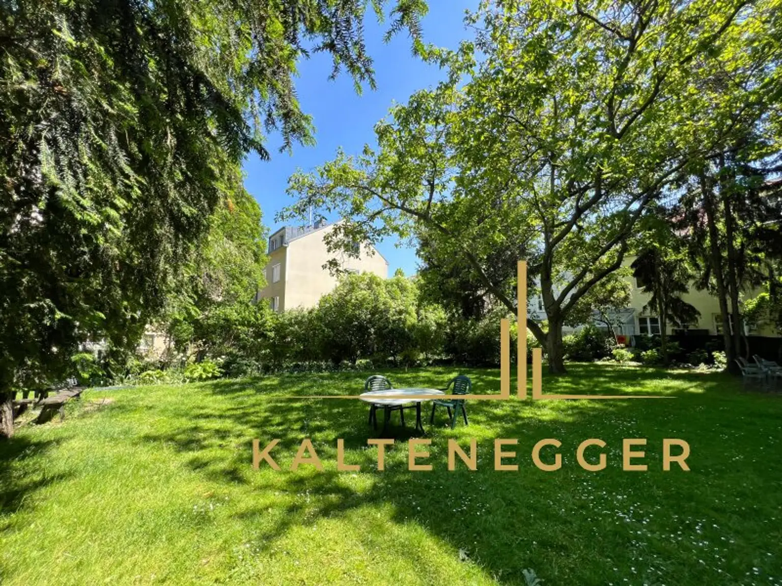 Nussdorf: Premium-Dachgeschoss mit Galerie und Loggia auf Gründerzeithaus – Erstbezug