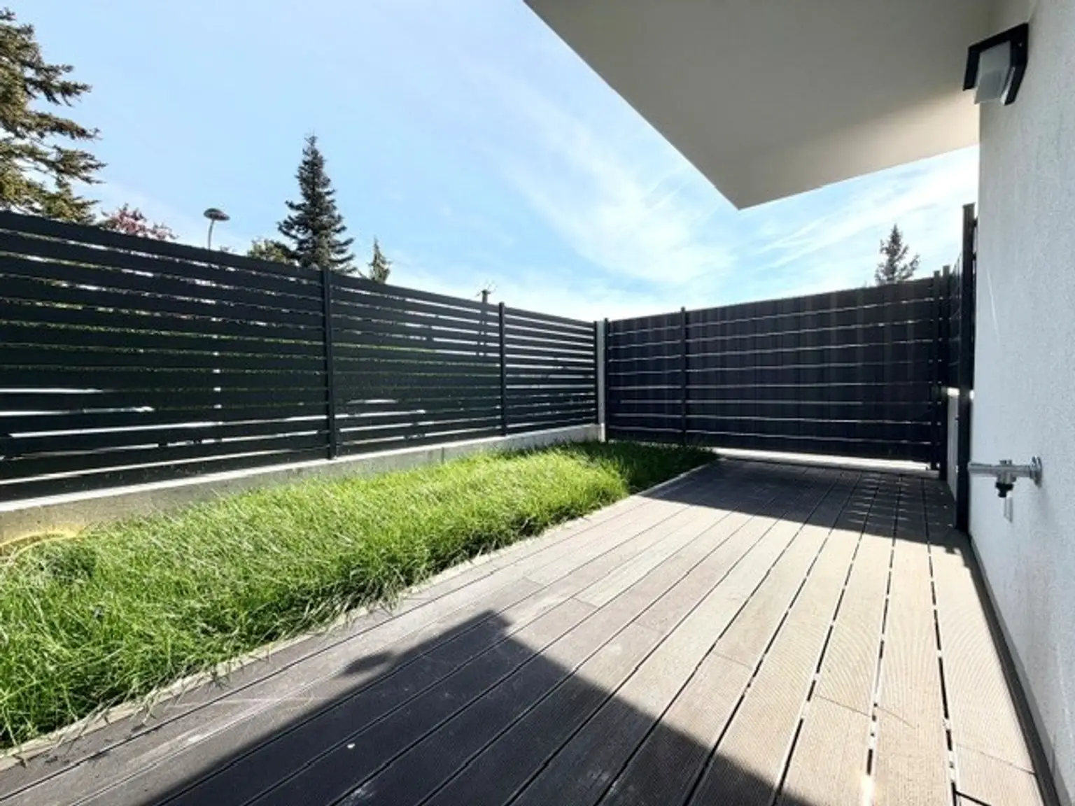 E | THE GREEN ++ ZWEI ZIMMER mit GARTEN | Prima Service Immobilien