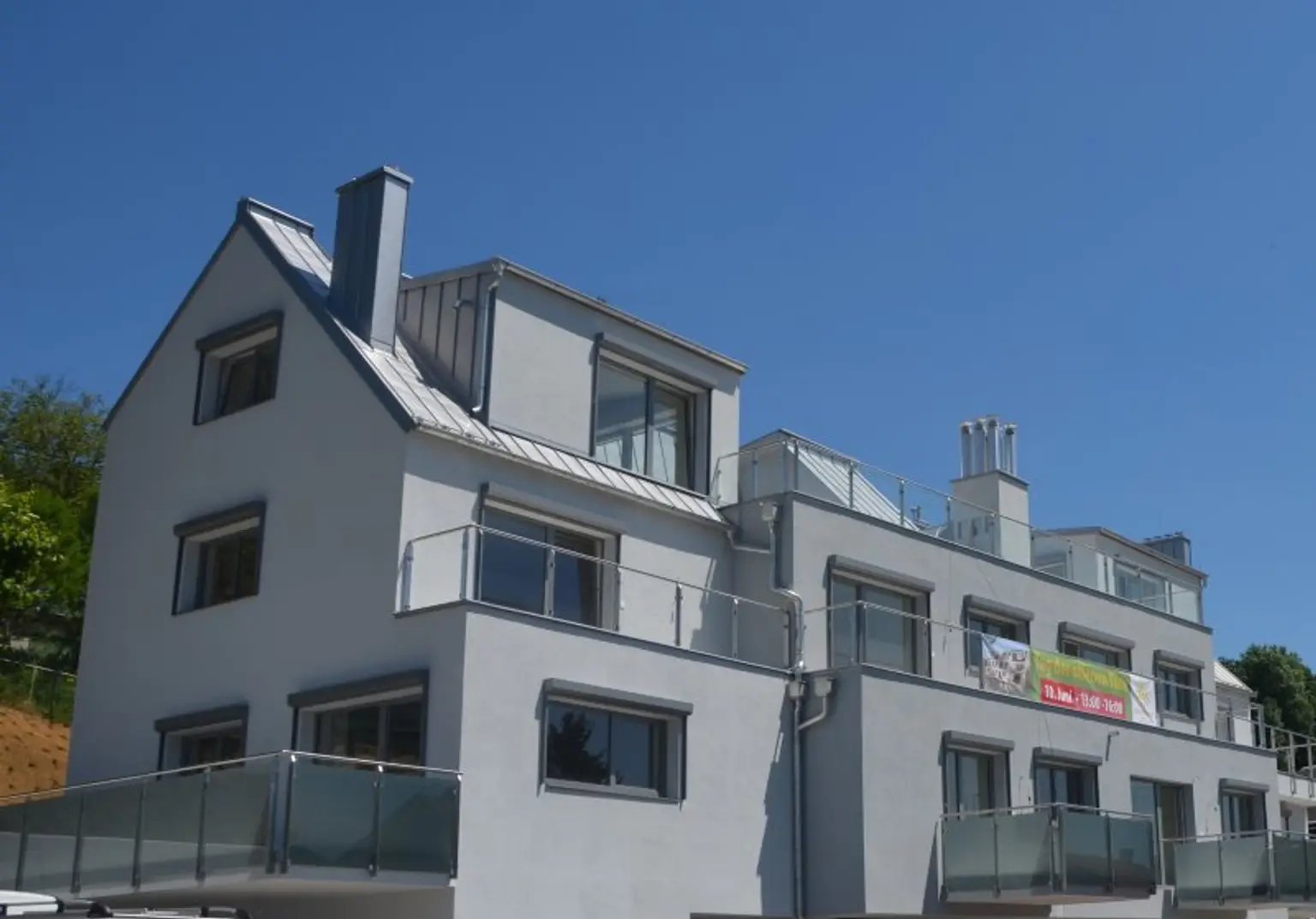HELLE 3-ZIMMERWOHNUNG NAHE ISTA. CHARMANTE FAMILIENWOHNUNG MIT TERRASSE UND AUTOSTELLPLATZ IN MARIA GUGGING.