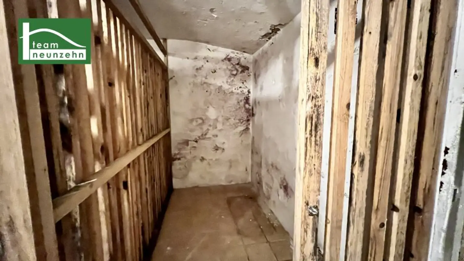 Neuer DG-Ausbau in schönem Altbau