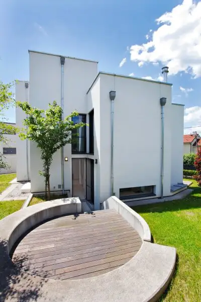 WUNDERSCHÖNER FAMILIENSITZ IN ABSOLUTER GRÜNRUHELAGE