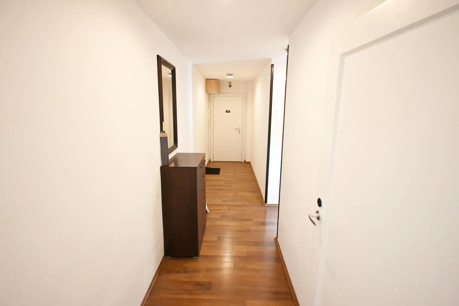 " ++ FastImVierten ++ ruhige Lage ++"