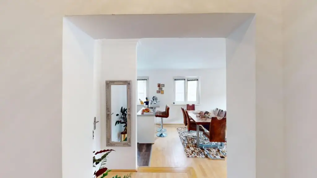 Modernes Wohnen mit Charme – Maisonette in Toplage Döblings, PROVISIONSFREI
