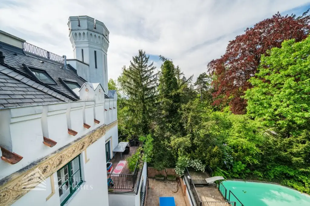 Luxuriöser 14- Zimmer Wohntraum mit Dachterrasse und Pool, Nähe Wilhelminenschloss