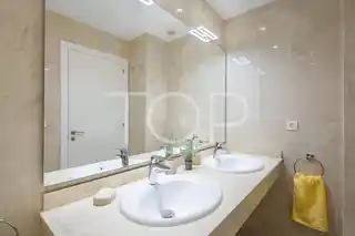 10 (2)