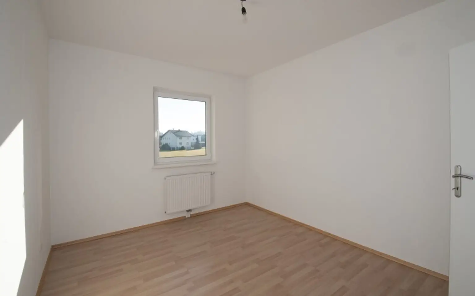 Mietwohnung (209) 62 m² mit Küche und Loggia / Balkon 9,54 m² Vermietung direkt vom Eigentümer keine Provision