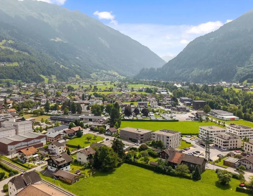 Grundstück mit Altbestand