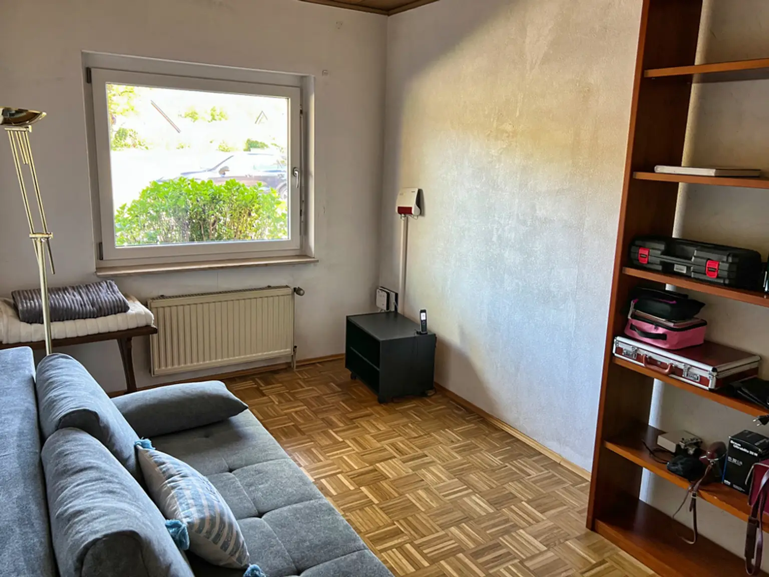 TOP-gepflegt & laufend renoviert! Bungalow mit schöner Gartenanlage!