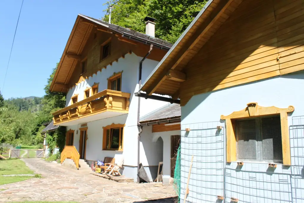 Wohnhaus in  Naturlage