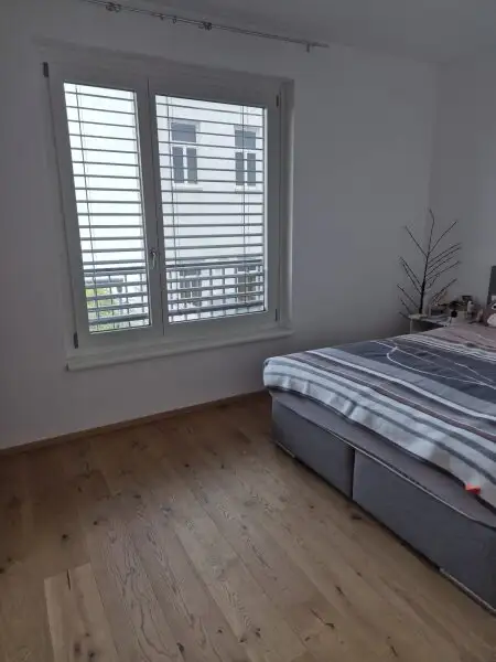 3 Zimmer Mietwohnung mit Loggia und Garage auf Wunsch
