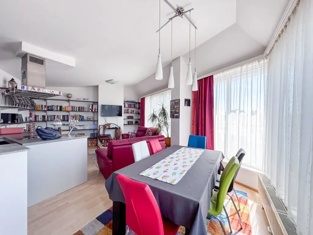 Sonnige DG-Maisonette-Wohnung in Stockerau – viel Platz für die ganze Familie!