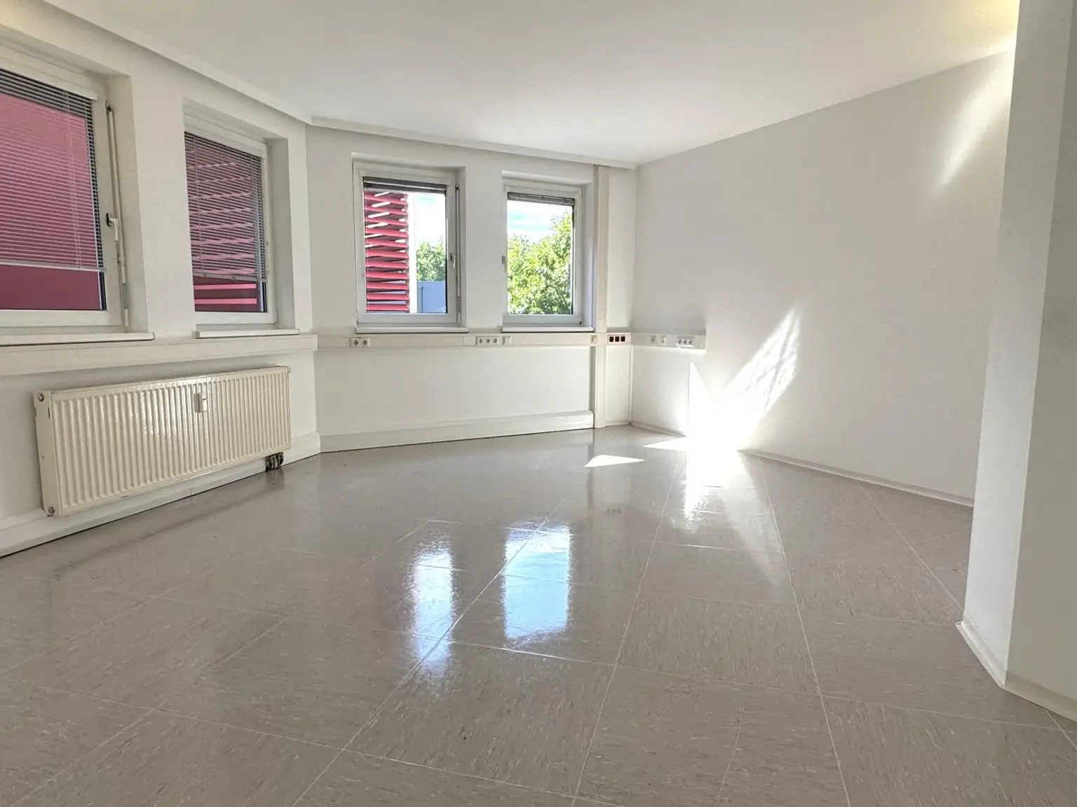 Büro 1