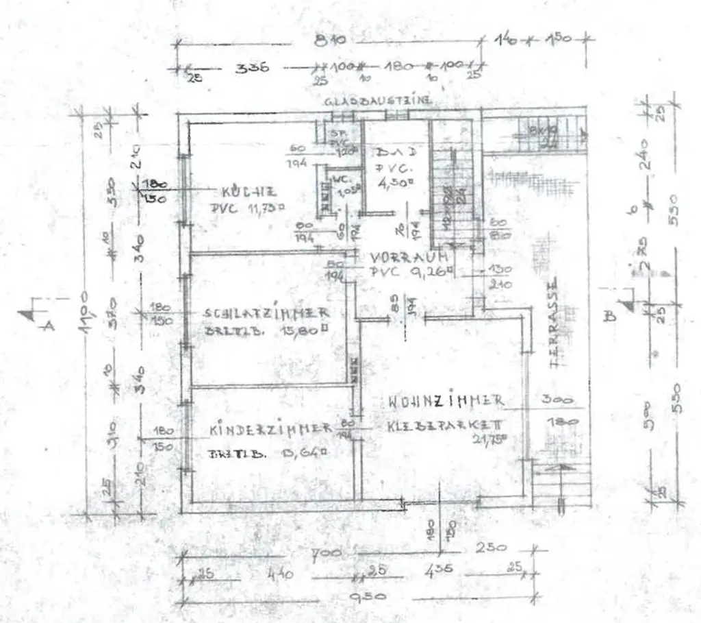 Einfamilienhaus mit Keller, Loggia, Garage und Garten, nur 300 Meter zum Neufelder See