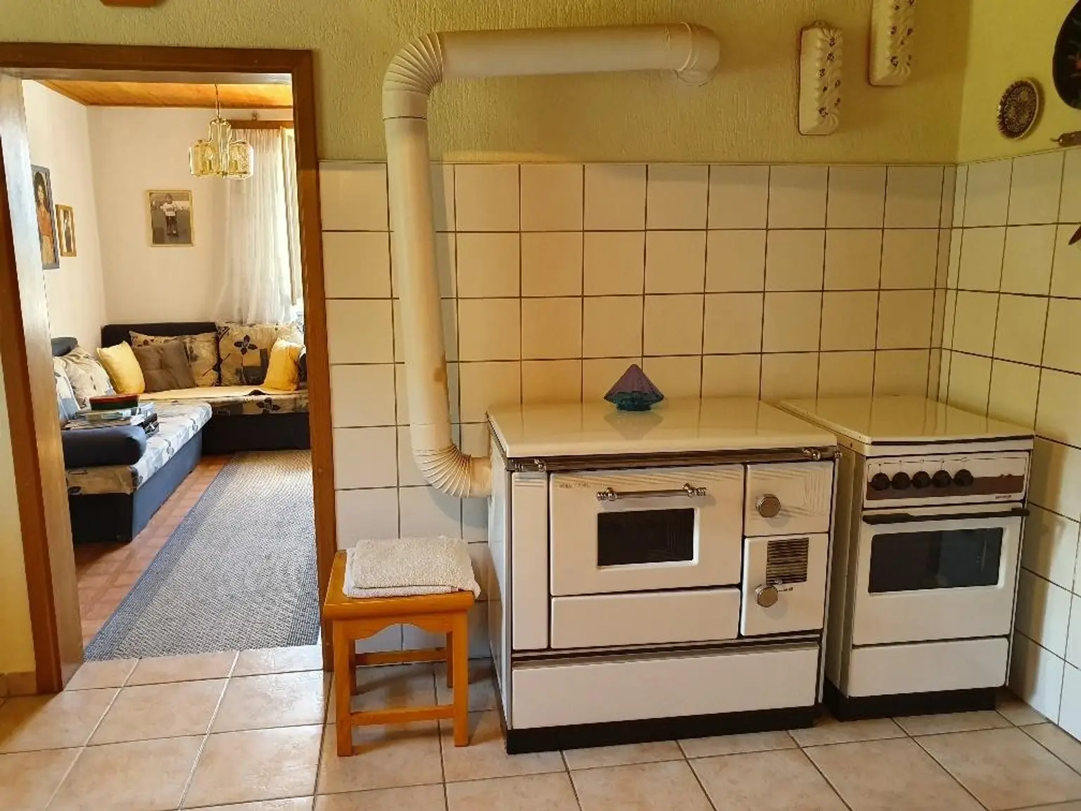 SLOWENIEN!!! Sanierungsbedürftiges Knusperhäuschen in einmaliger Aussichtslage!