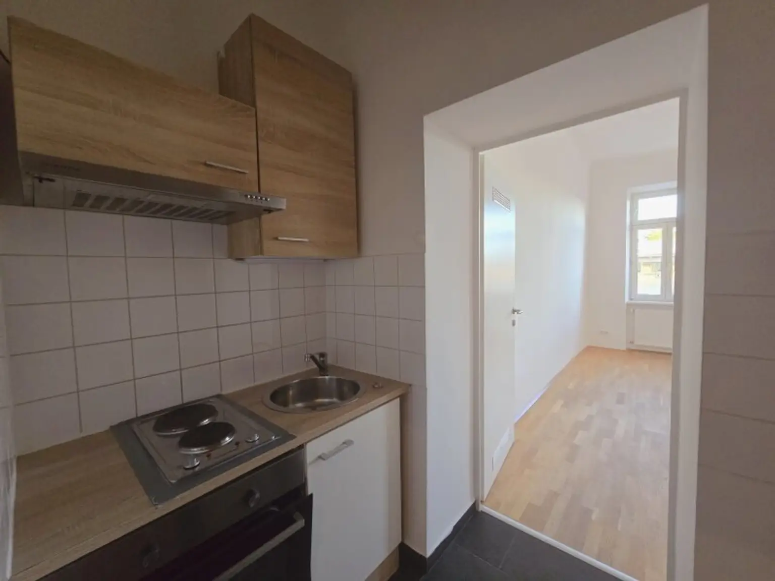 Charmante, vollsanierte 1-Zimmer-Wohnung in 1210 Wien in guter Lage