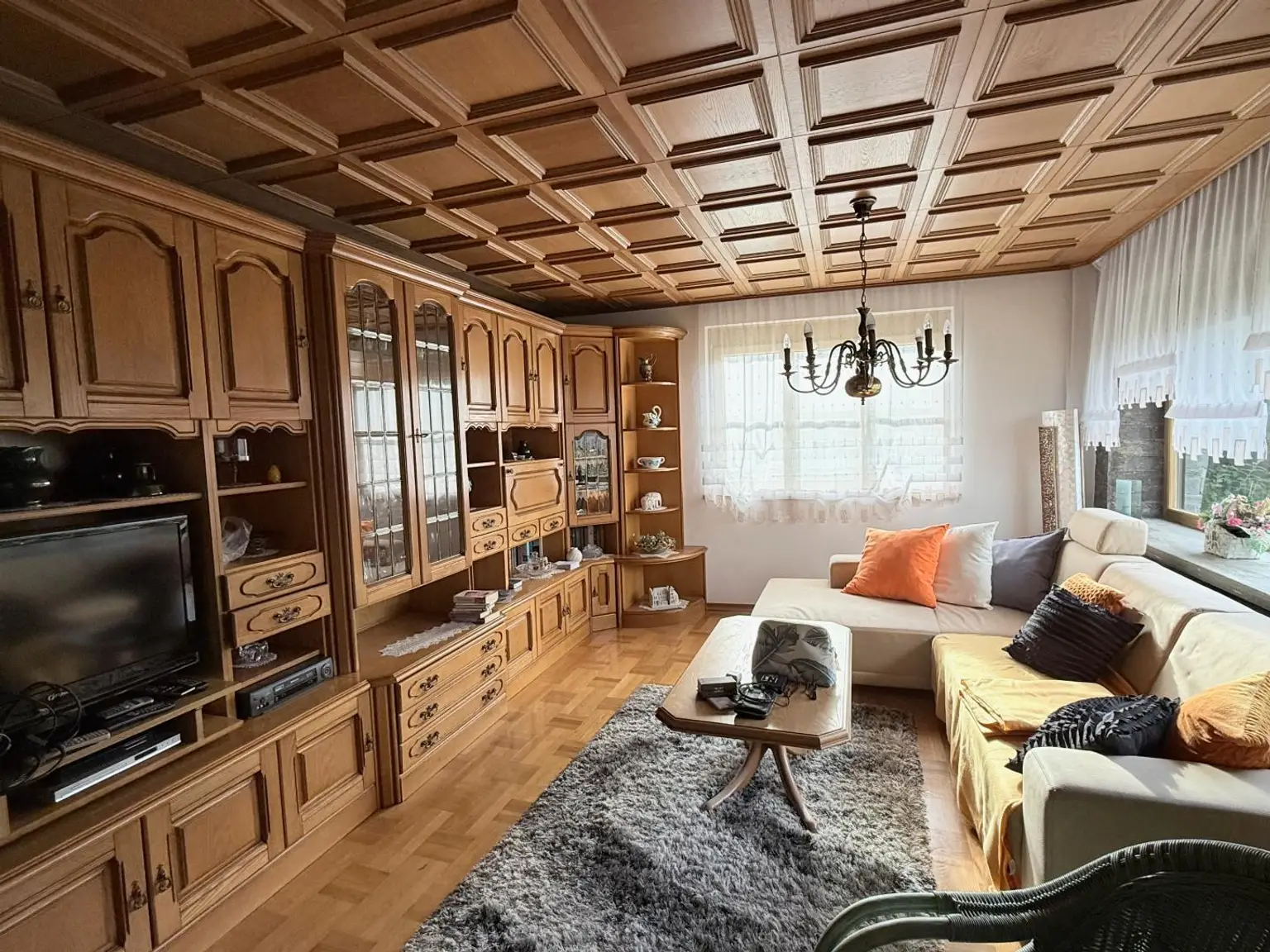 Wohnzimmer süd: westseitig