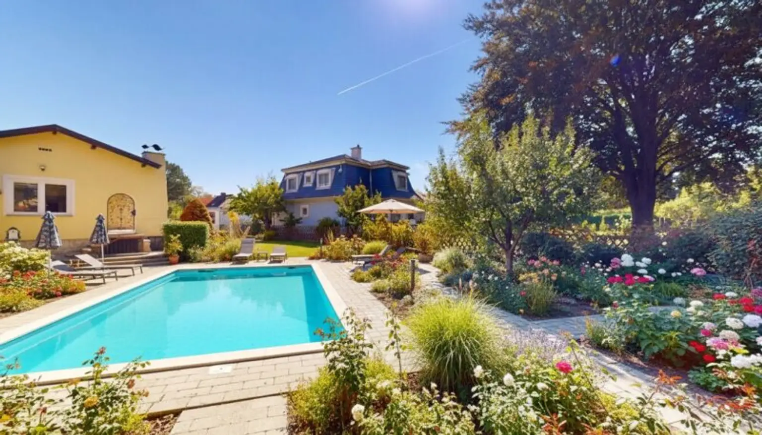 Hinreißender Bungalow mit großem Garten und Entwicklungspotential | 3 Zimmer | Terrasse