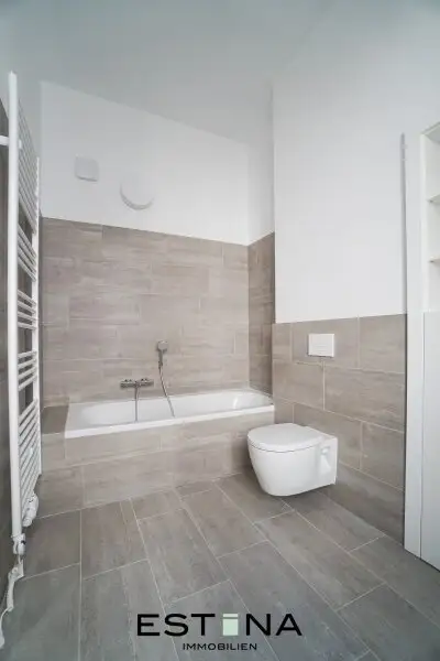 Lichtdurchflutete Dachgeschoss-Maisonette mit großzügiger Dachterrasse - Nahe U4 Pilgramgasse