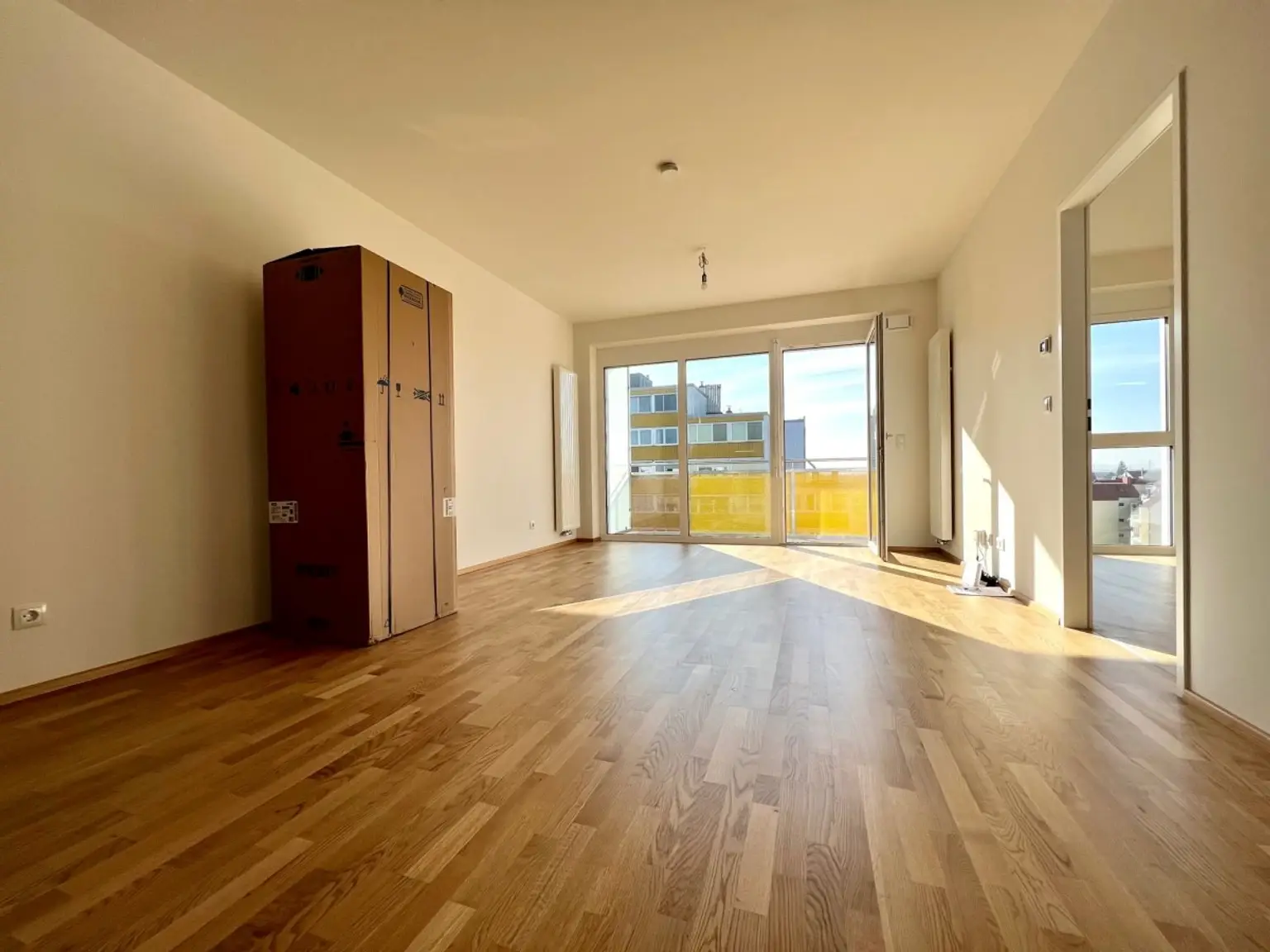 Wohnzimmer3 | ++ NEUBAUWOHNUNG in TULLN ++ ZWEI Zimmer mit BALKON | Prima Service Immobilien