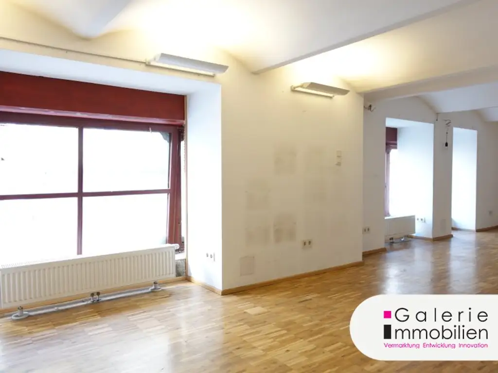 113m² Geschäftslokal/ Atelier mit Galerie an werbewirksamer Lage in Neubau !