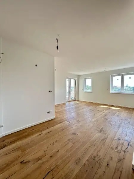 Moderne Traumwohnung mit Balkon in Mannswörth - Erstbezug, top Ausstattung