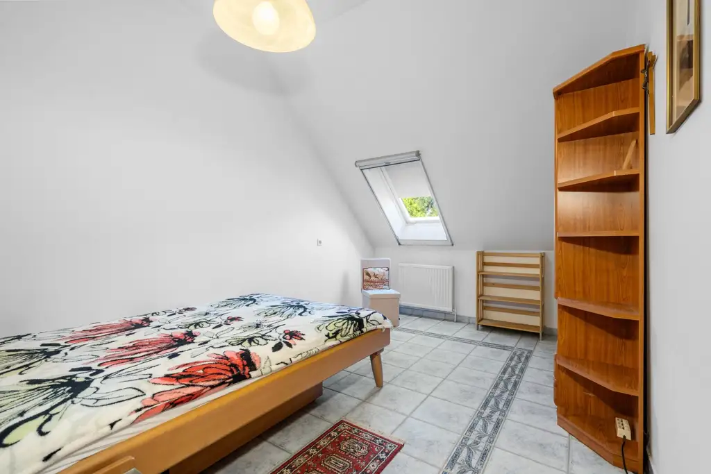 "Einfamilienhaus - 7 Zimmer- zu Fuß zum Badeteich Hirschstetten"