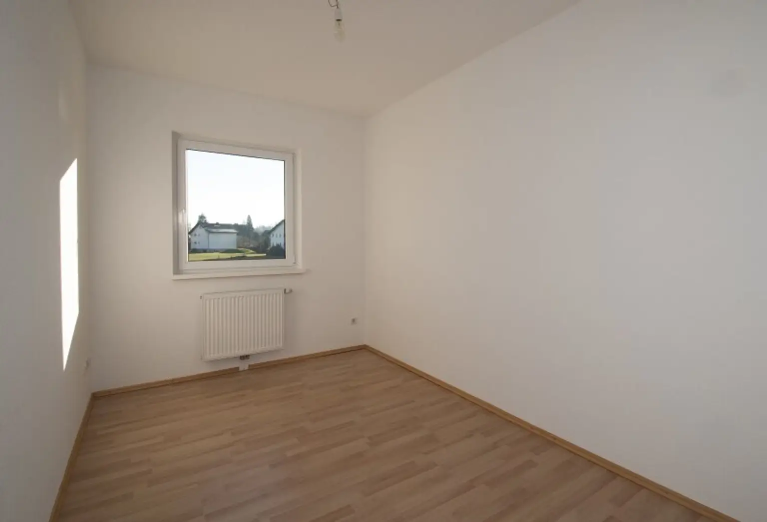 Mietwohnung (209) 62 m² mit Küche und Loggia / Balkon 9,54 m² Vermietung direkt vom Eigentümer keine Provision