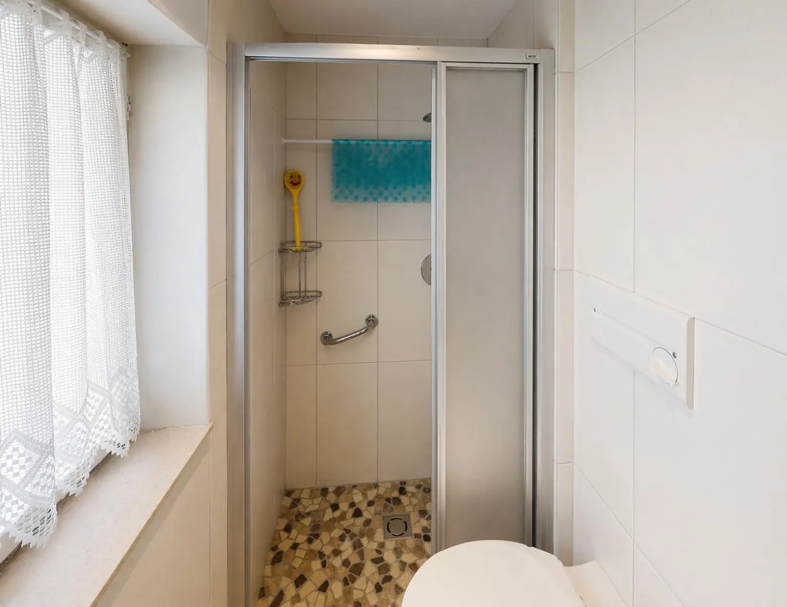 Pfunds - Haus - EG Badezimmer