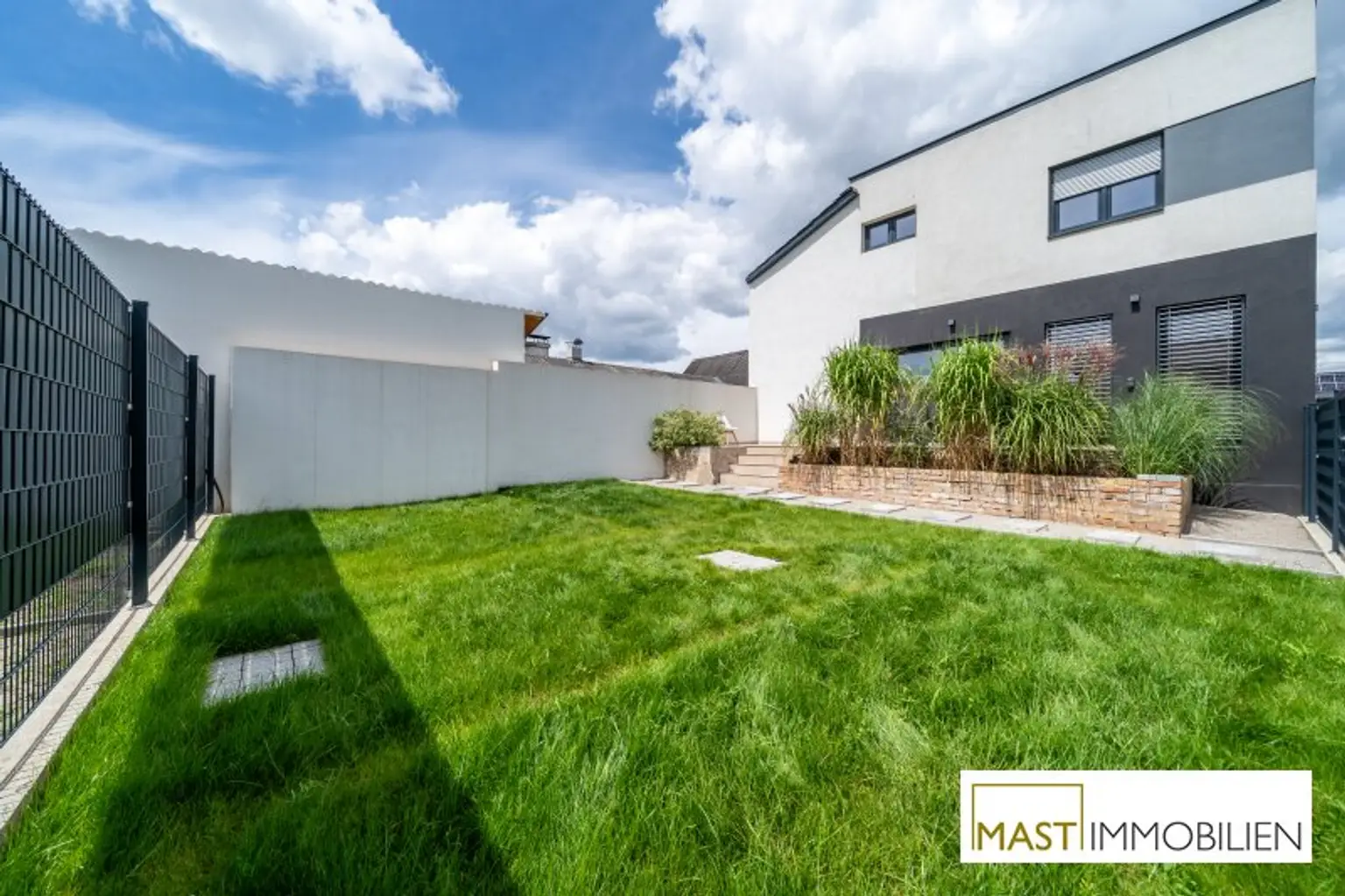 Familientraum nahe Wien! 6-Zimmer-Einfamilienhaus mit Garten & Terrasse