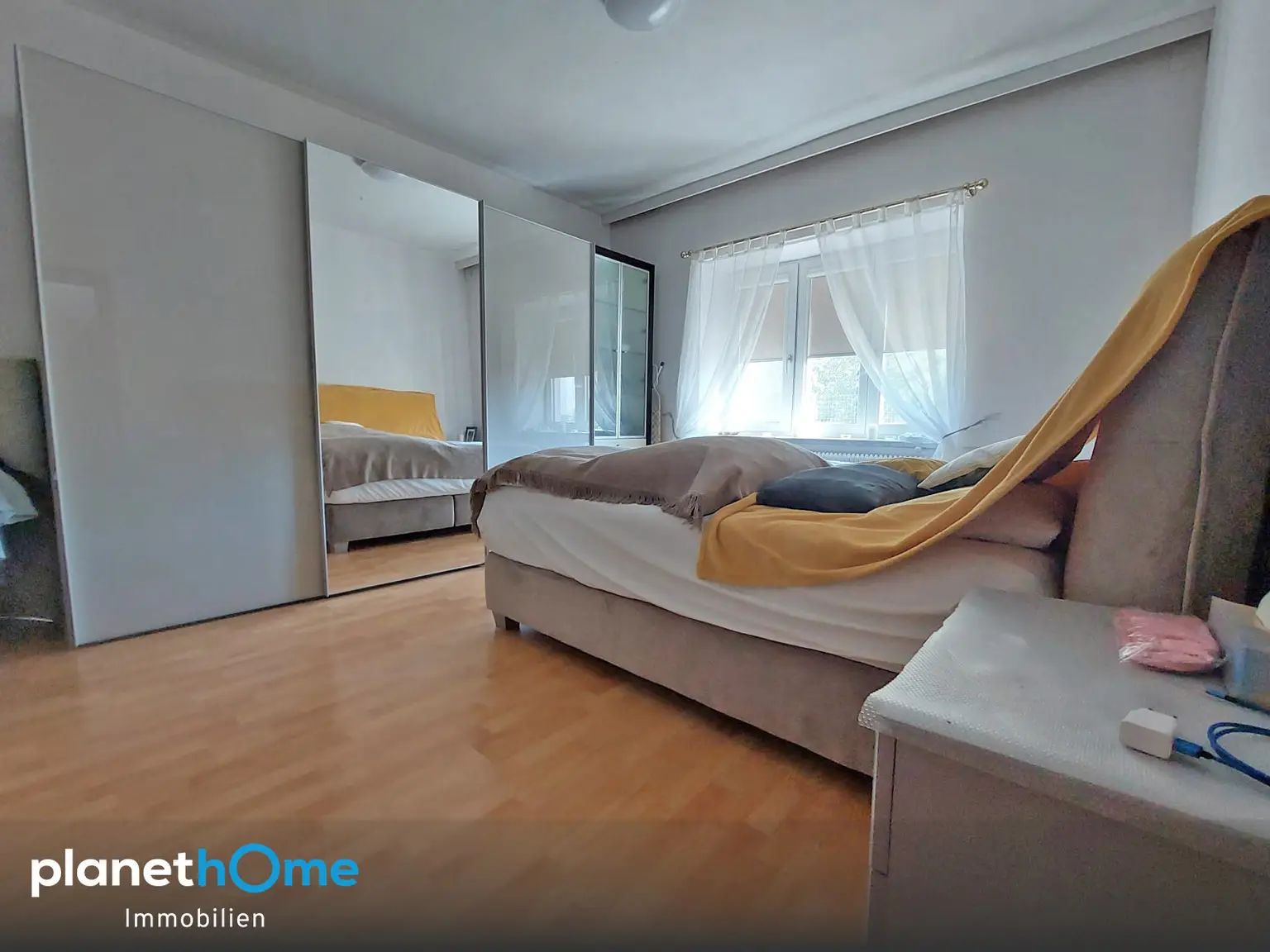Schlafzimmer II