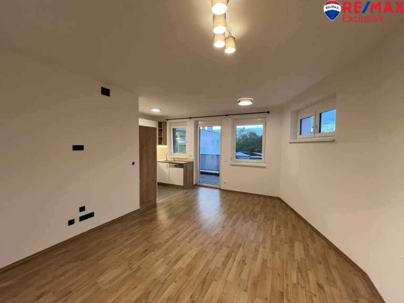 Wohlfühloase im Dachgeschoss: 3-Zimmer-Wohnung mit Balkon in Unterwaltersdorf!