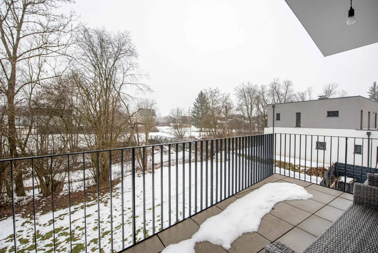 Terrasse mit Blick ins Grüne