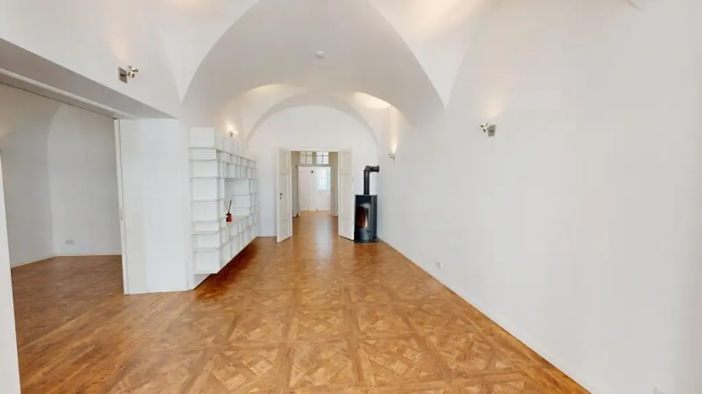 Stilvolle Altbauwohnung im Herzen Wiens, nahe Stephansplatz