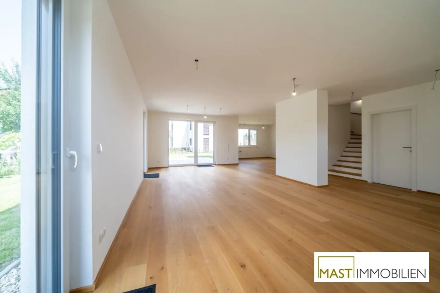 Exklusives 5-Zimmer Einfamilienhaus mit traumhaftem Garten