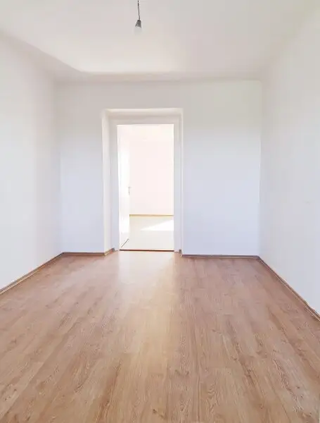 Eine helle Wohnung im Grünen!