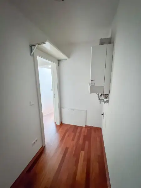 140 m2 große Drei-Zimmer Wohnung mit 40 m2 großer Dachterrasse! Neustiftgasse/ Sankt-Ulrich-Platz!