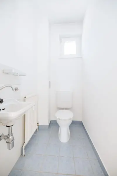 LIFT I LOGGIA I RUHIGE LAGE I LICHTDURCHFLUTET I SCHÖNE AUSSICHT I EINBAUKÜCHE I FAMILIENFREUNDLICH I PROJEKT WOHNEN I