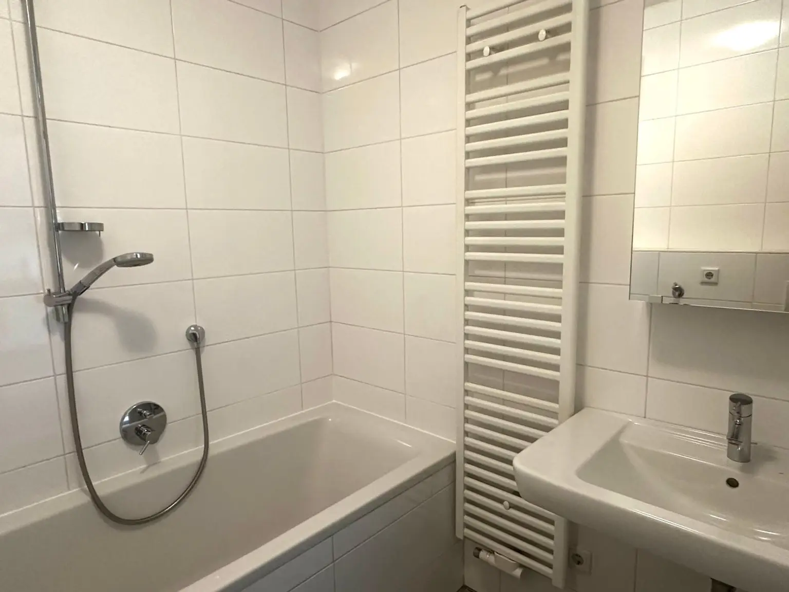 Wohnhaus Leonfeldnerstraße 210